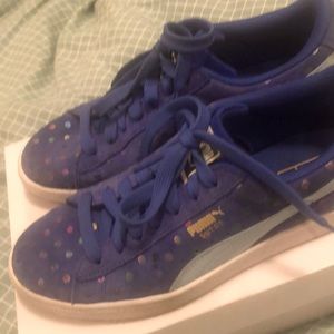 Puma sneakers . Youth size 6.5 , women’s 8 , rare